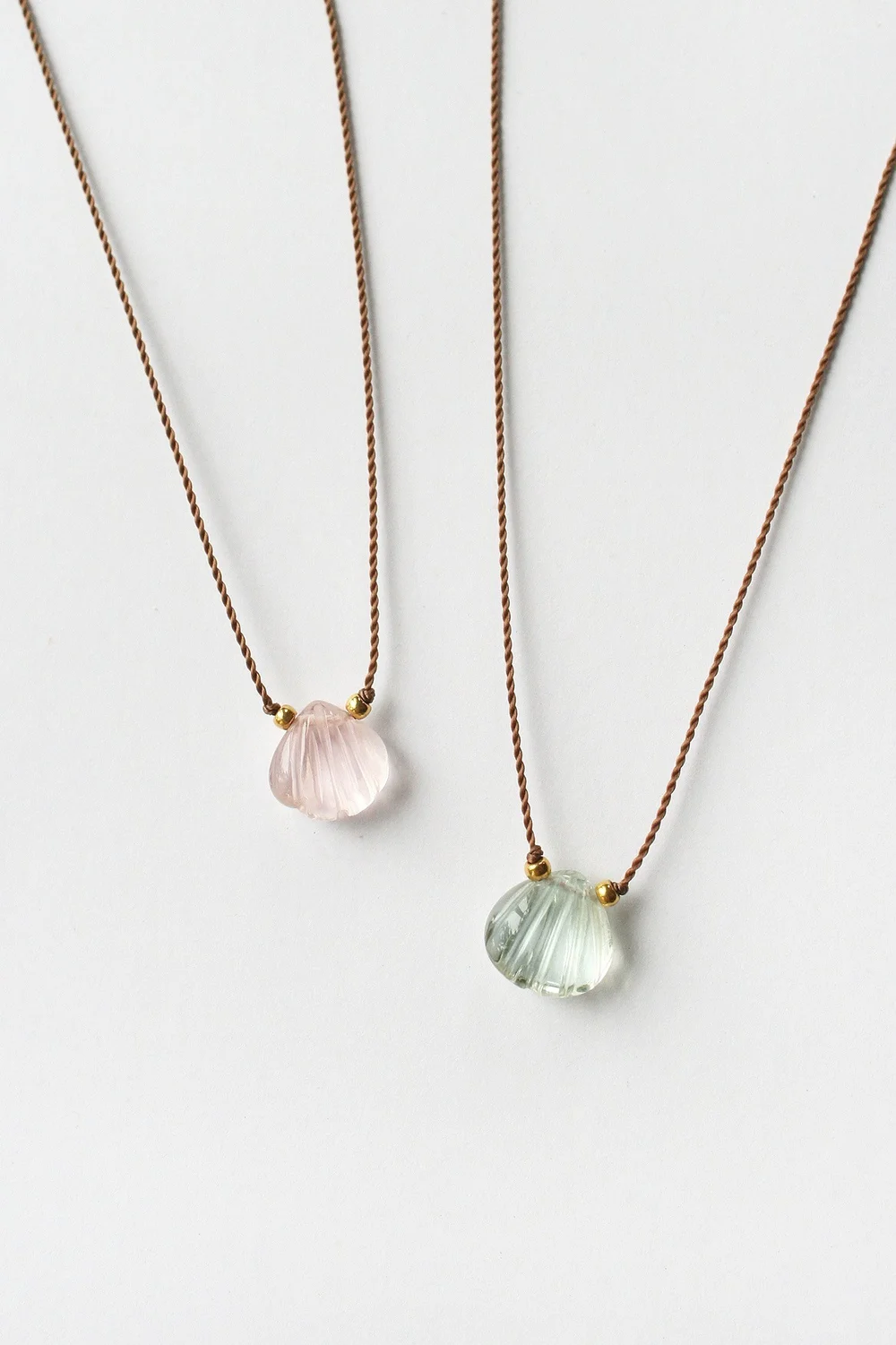 ショップ—本物の花を見る