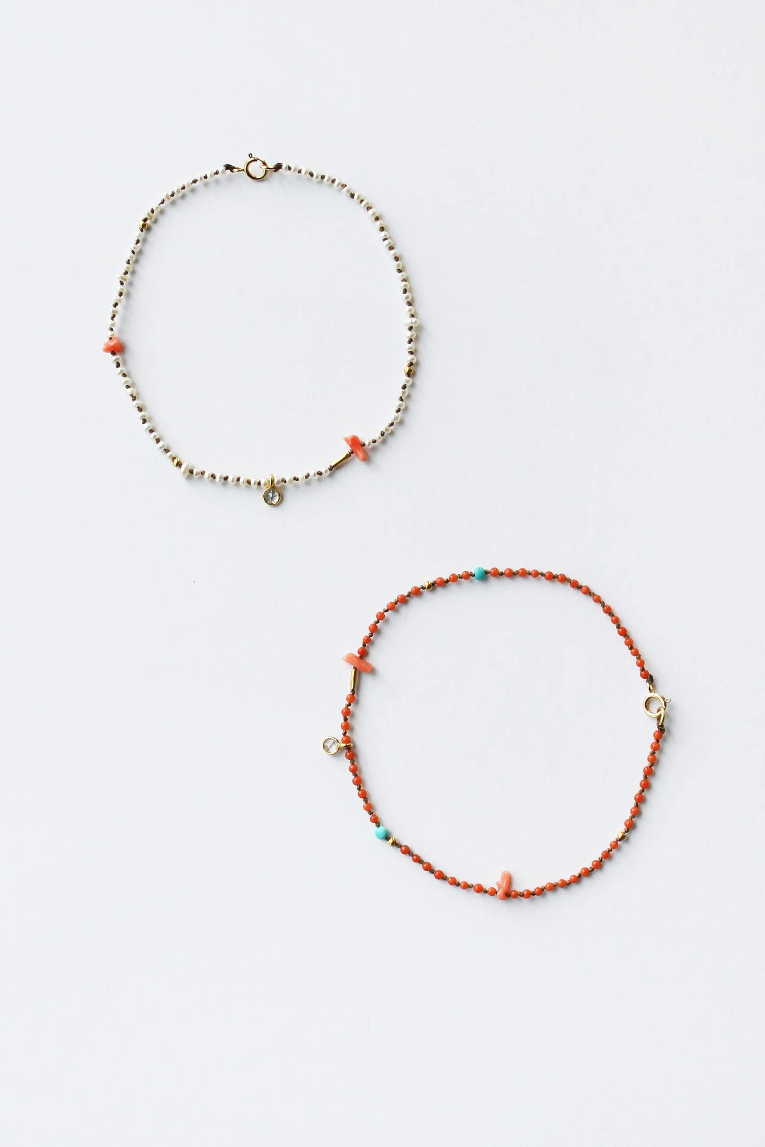 Confetti Bracelet w Coral and Pearl 01.jpg