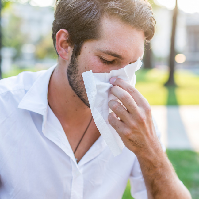 ALLERGIES & SENSITIVITIES