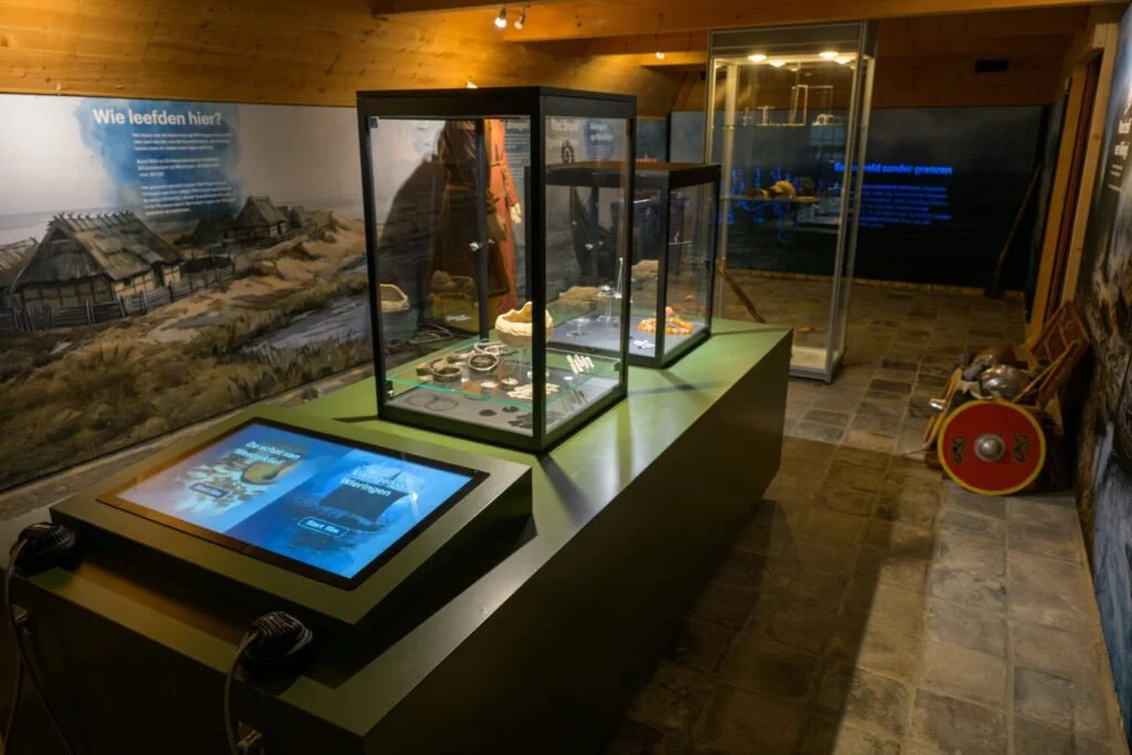 The new exhibition &ldquo;Wieringen in the Viking World&rdquo; has opened at @museum_jan_lont! 

For the exhibition, we created a wall projection introducing Wieringen during the Viking Age, as well as a short film about the Viking treasure discovere