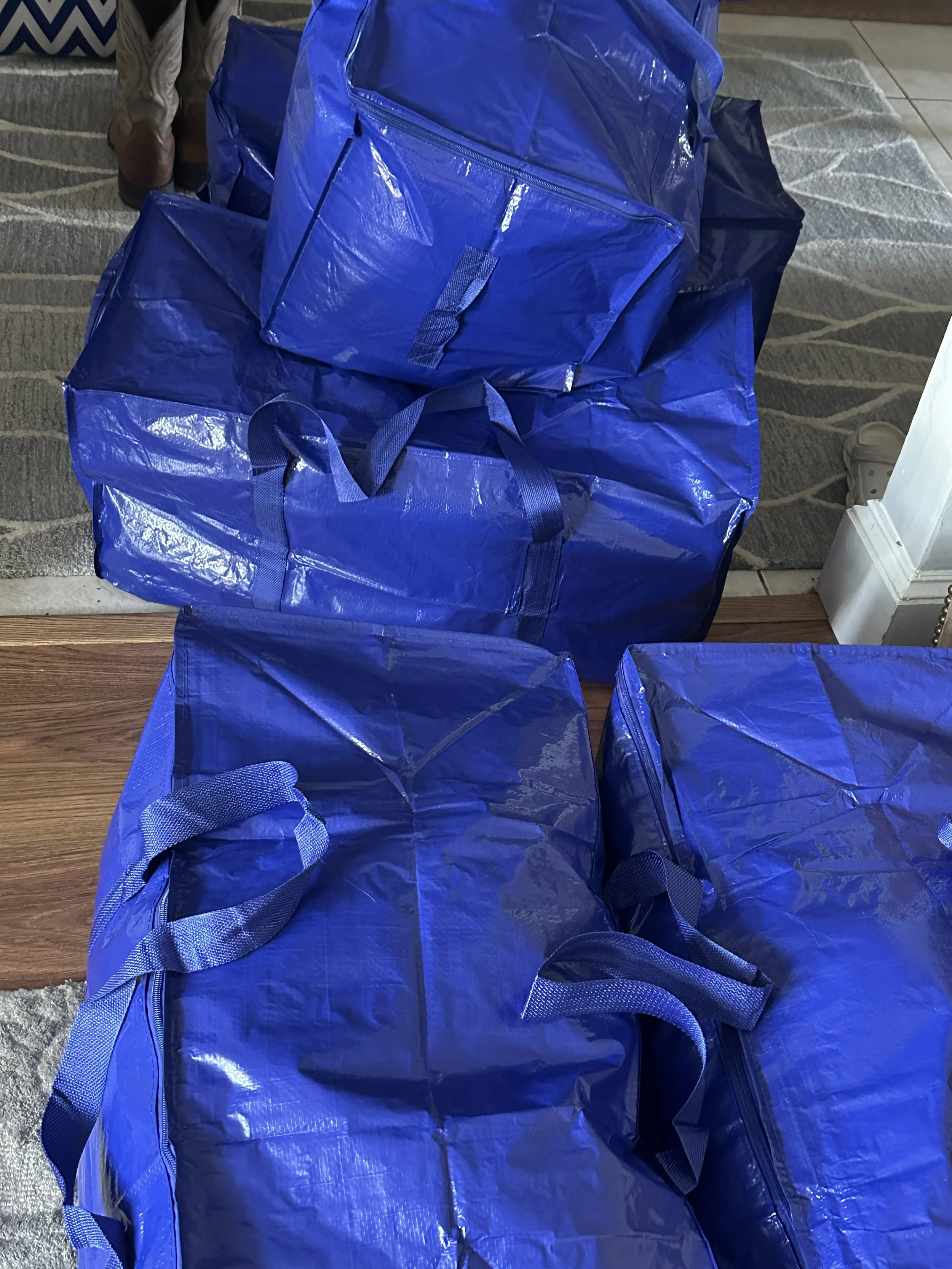  Boys packing for college is a different animal completely. He had these bags and that was pretty much it. Hahahaha, oh how different the first move in was for his older sister. 
