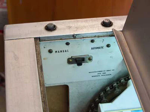V3-19 Switch Box Circa-1962 (2).jpg