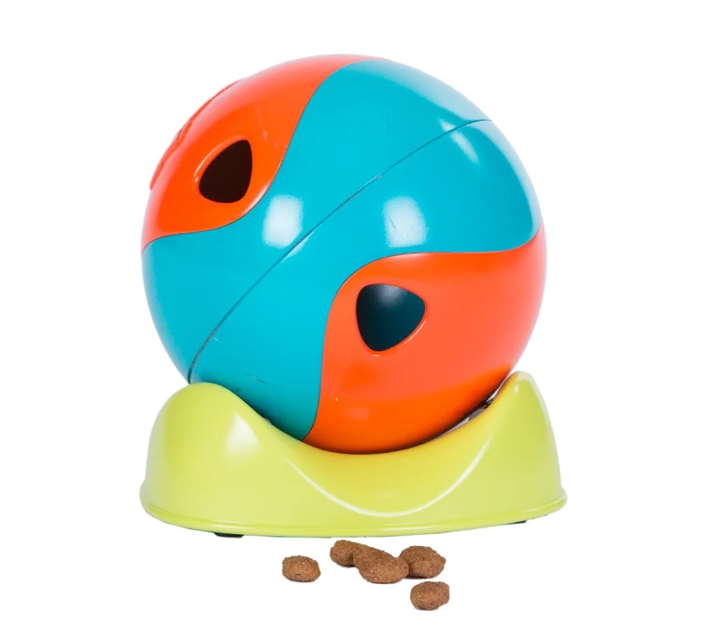 Whirli Treat Dog Feeder