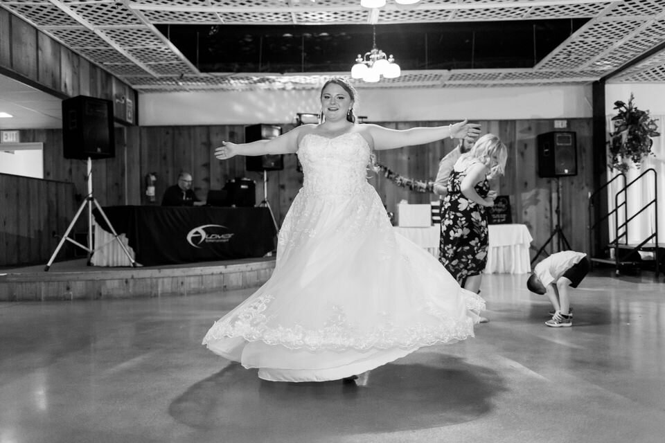 Fort Wayne Wedding Photography - S29480.JPG