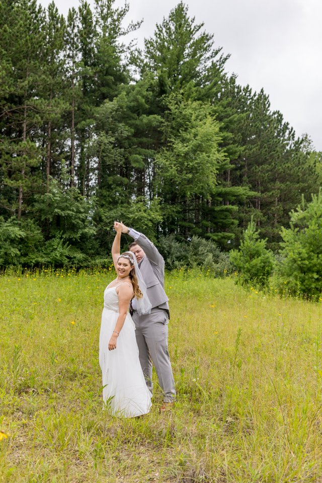 Backyard Wedding Photographer in Indiana - M6115.JPG
