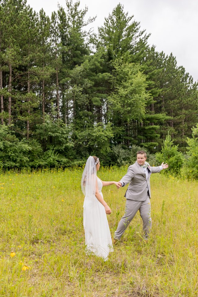 Backyard Wedding Photographer in Indiana - M6119.JPG