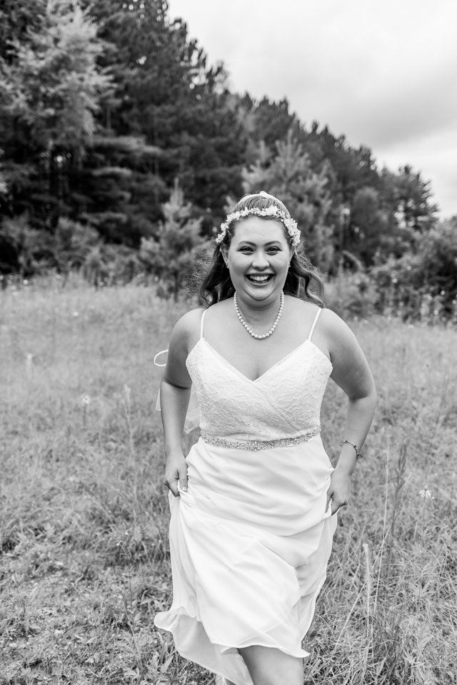 Backyard Wedding Photographer in Indiana - M6134.JPG