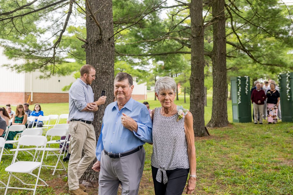 Backyard Wedding Photographer in Indiana - M6443.JPG