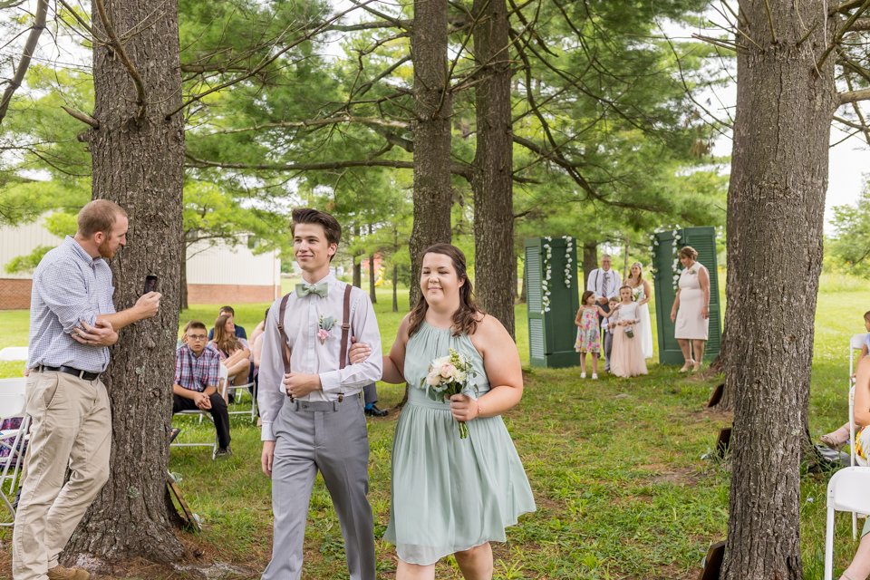 Backyard Wedding Photographer in Indiana - M6575.JPG