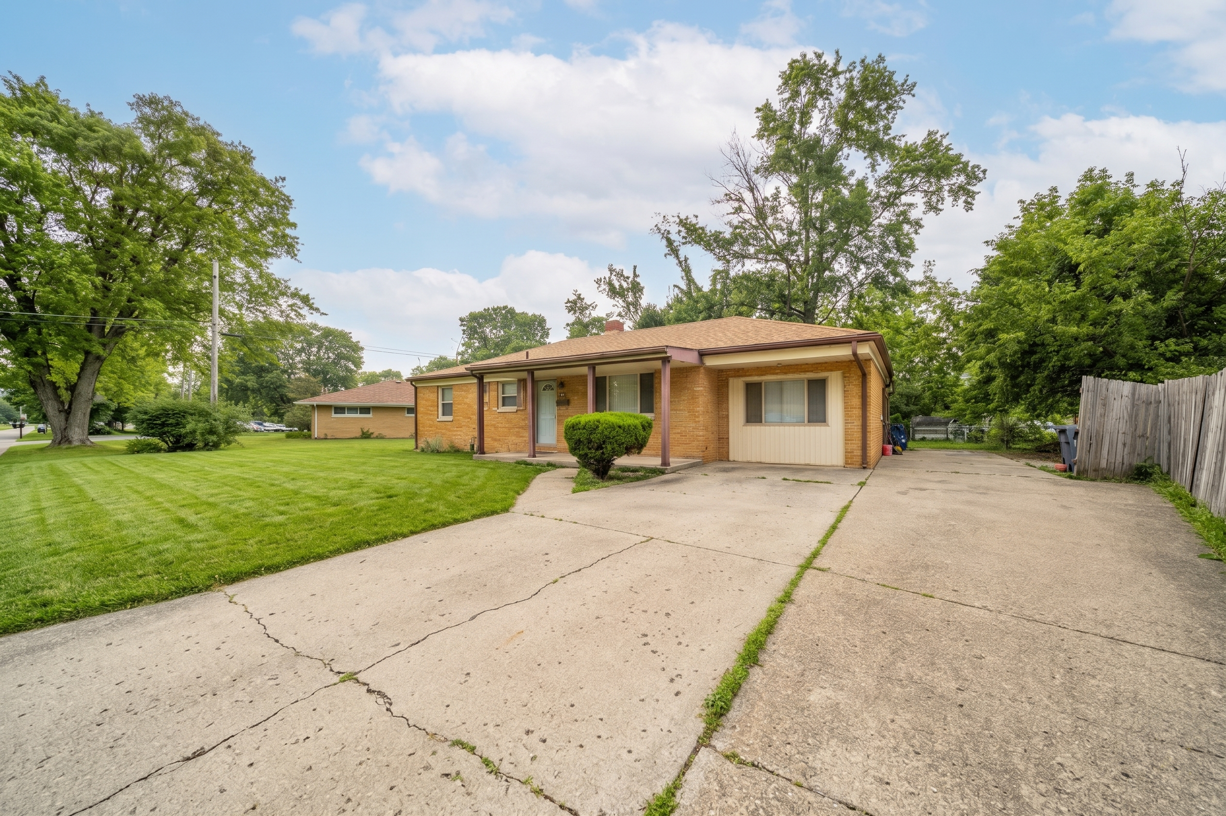 2836 Brentwood Drive VE Anderson Indiana (2).png