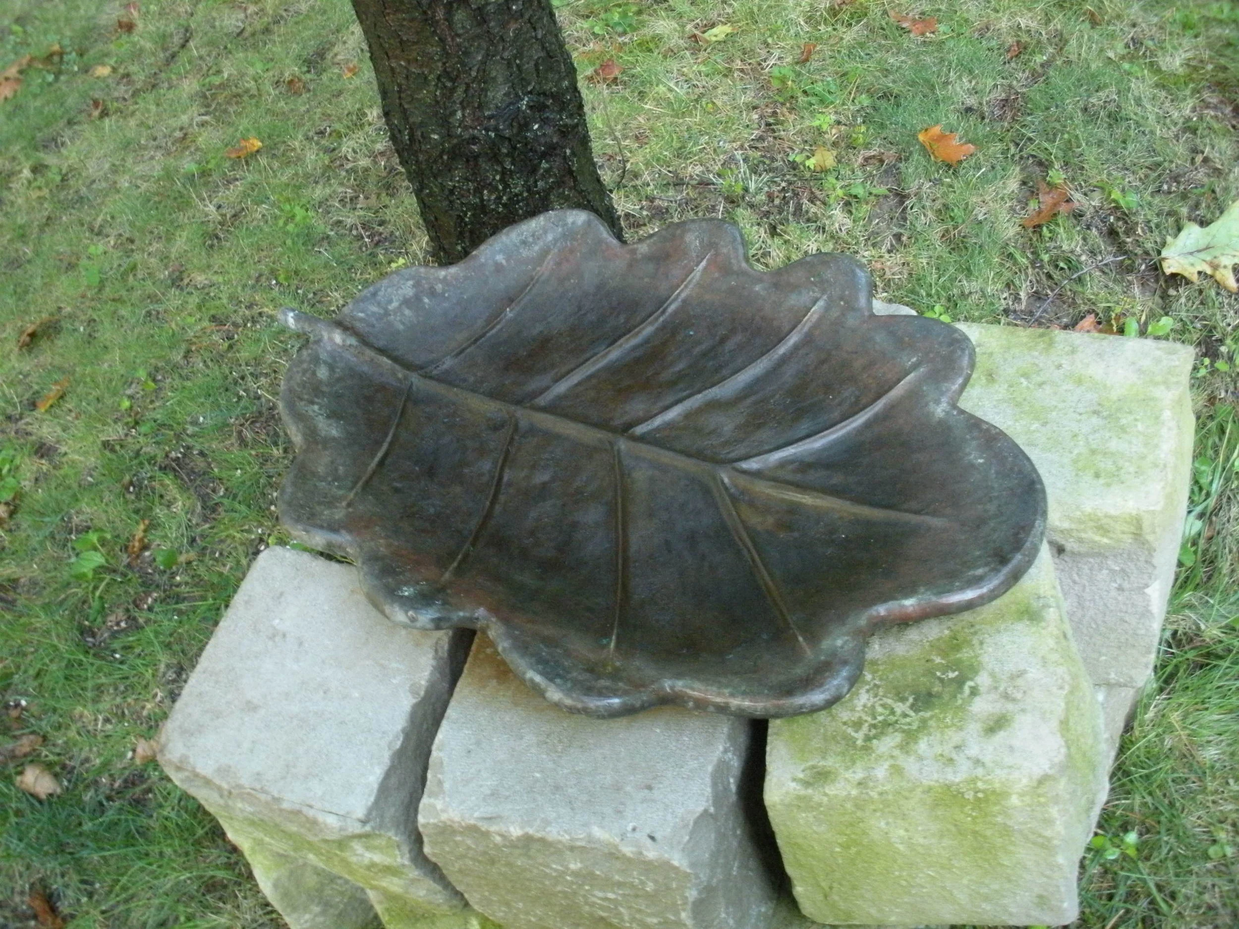 Oak Leaf Birdbath