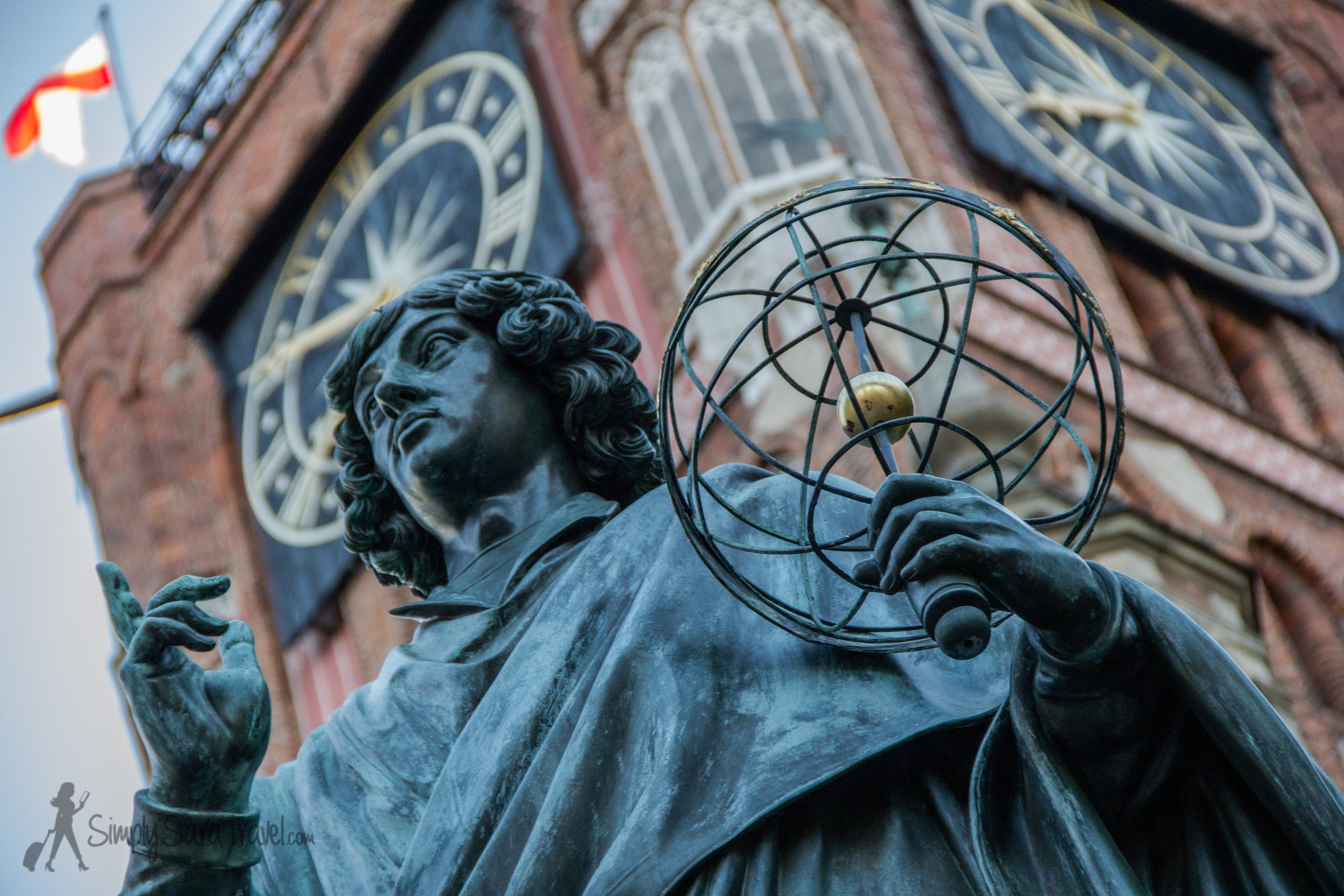 The Copernicus statue in the center of town