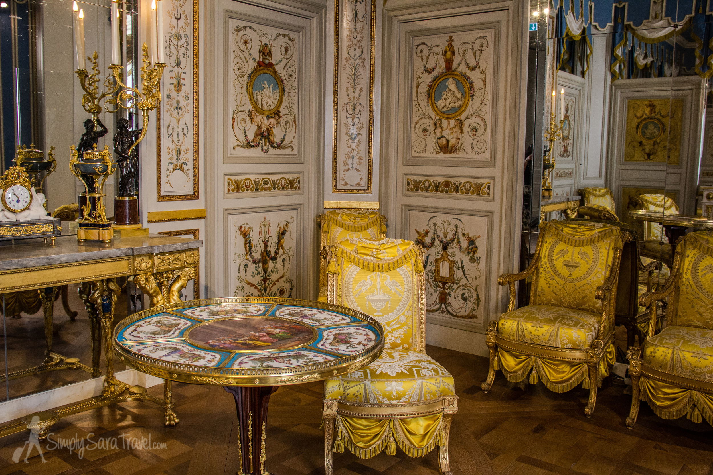 Gold and Glitz: The Restored From Louis XIV to Louis XVI rooms