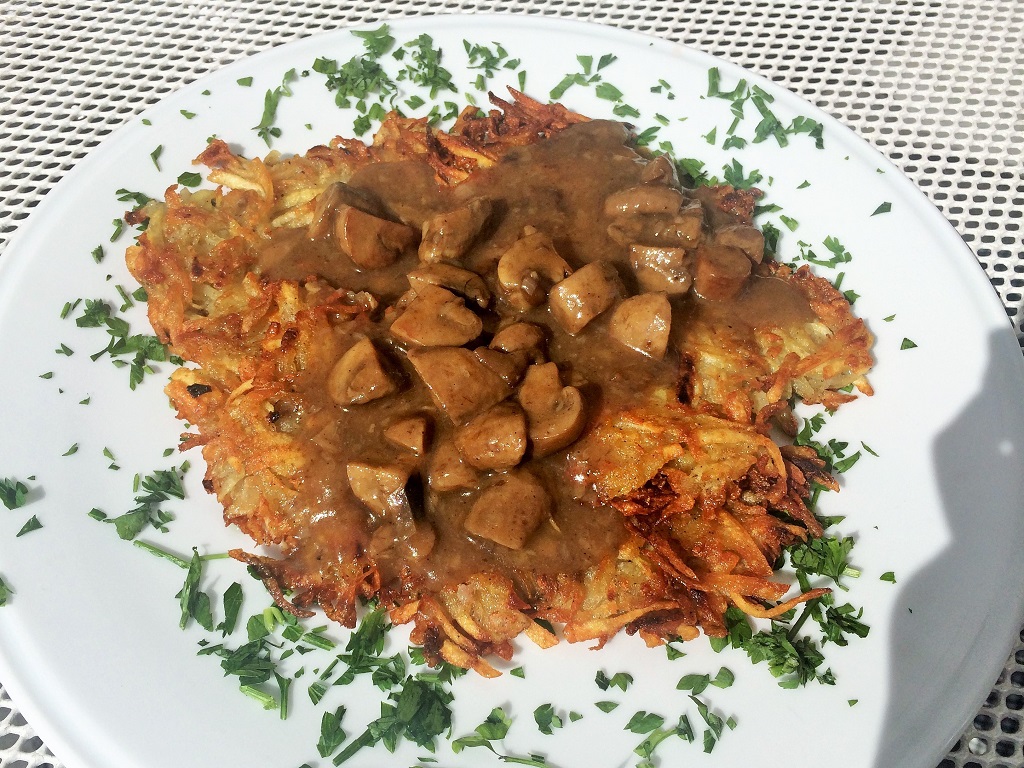Potato pancakes (placki ziemniaczane)