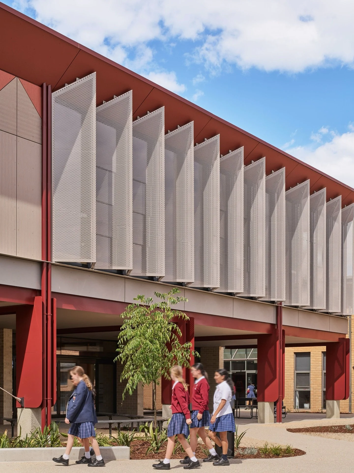 Designed as a welcoming and connected learning environment, the St Teresa Library brings together spaces for collaboration, quiet study and discovery. Natural light, the warmth, texture and sensory qualities of timber, flexible learning settings and 