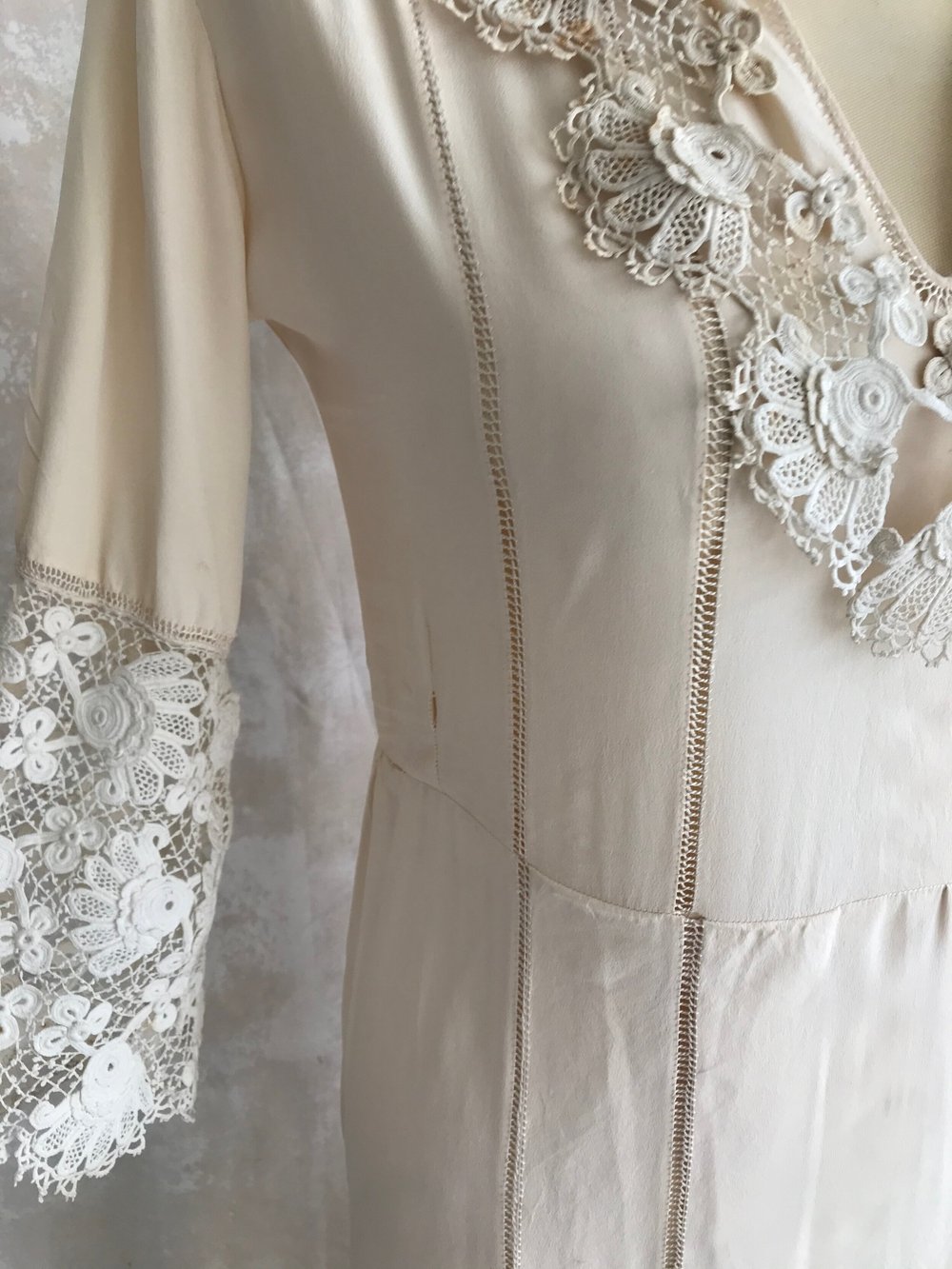 chinese dress ladies Edwardian Arts and Crafts Ecru Linen Dress main image 0