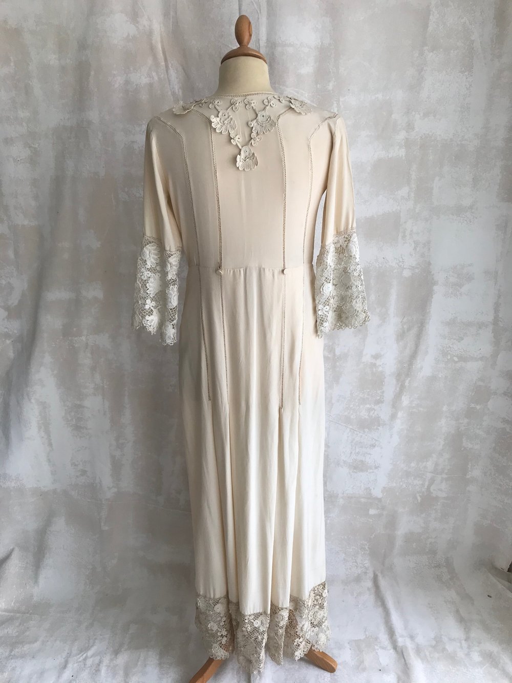 Irish Crochet & Silk Gown Sheelin Lace Irish Crochet & Silk Gown Sheelin Lace