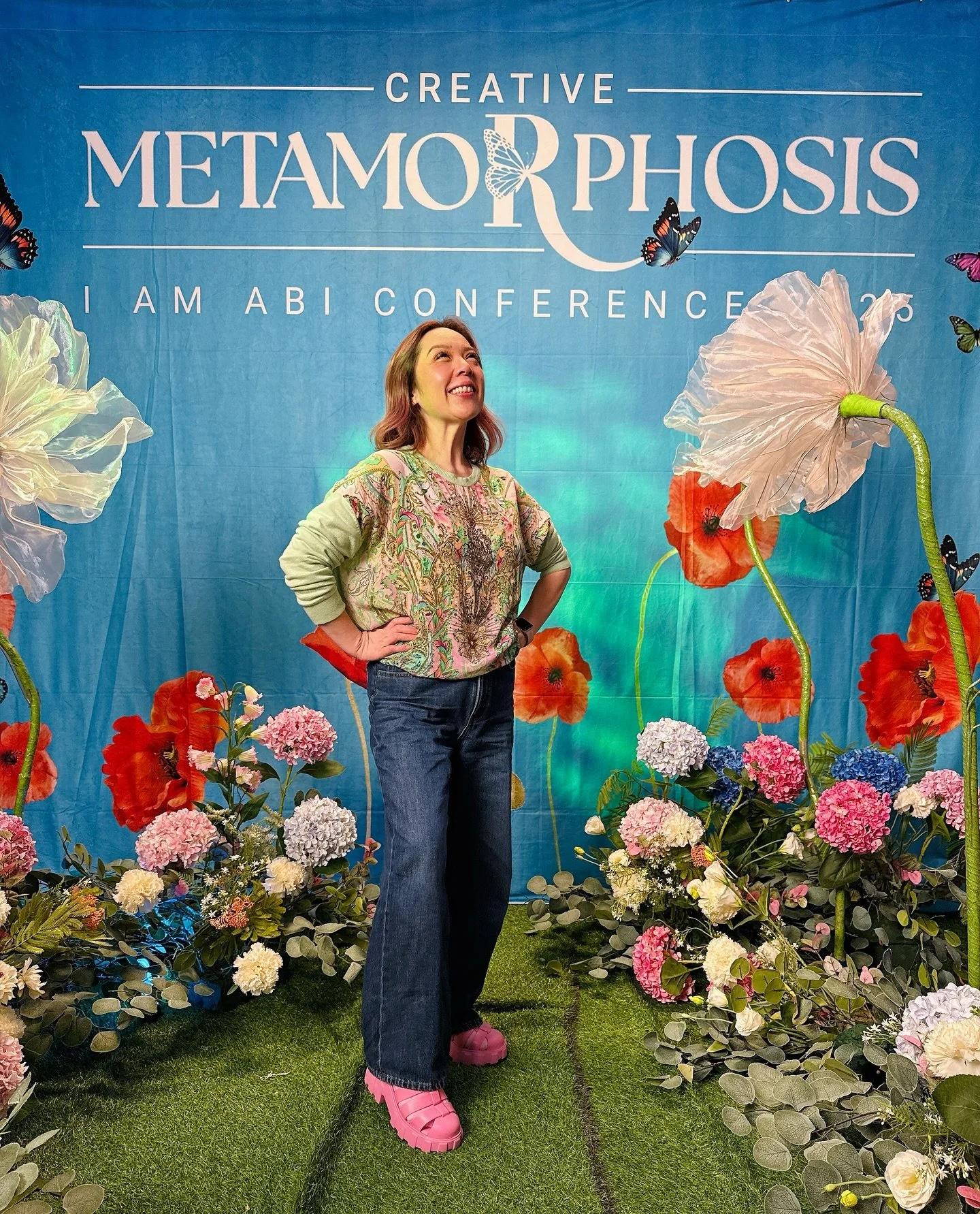 Thrilled to be sharing The Art of Photographing Sitters: From Signature Styling to Whimsical Portraits at this year&rsquo;s I Am Abi Conference 2025. 

Grateful for the opportunity to connect, inspire, and learn alongside such an incredible community