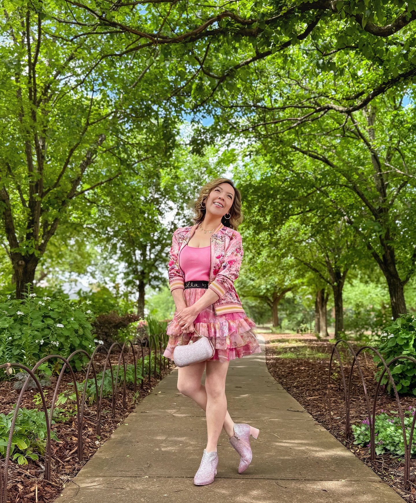 Living my sparkliest life, cheers to 46 ✨
Thank you for the birthday greetings &mdash; excited for another year of creating magic with you all ❤️

Hair by @themanetribe_ 
Outfit @camillawithlove