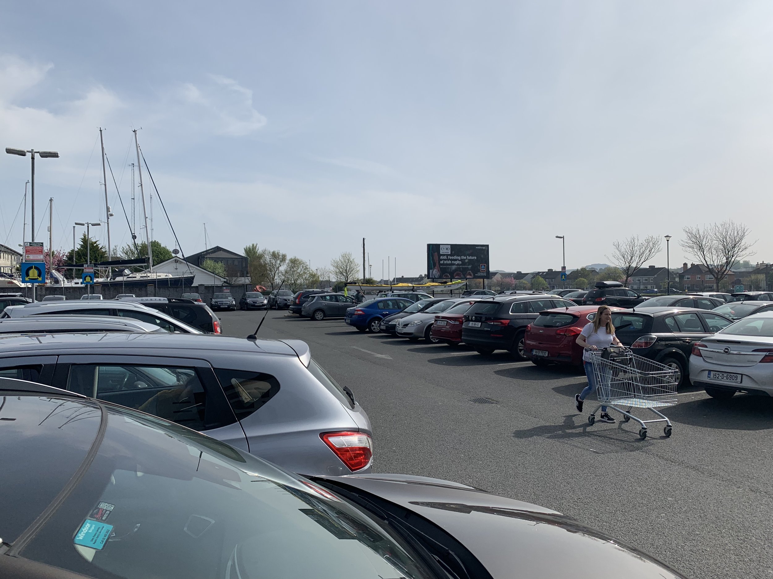 Do you suffer from ‘can’t find my car in the supermarket car park’ syndrome? Strap a 22’ yellow kayak to the roof and never be embarrassed again!