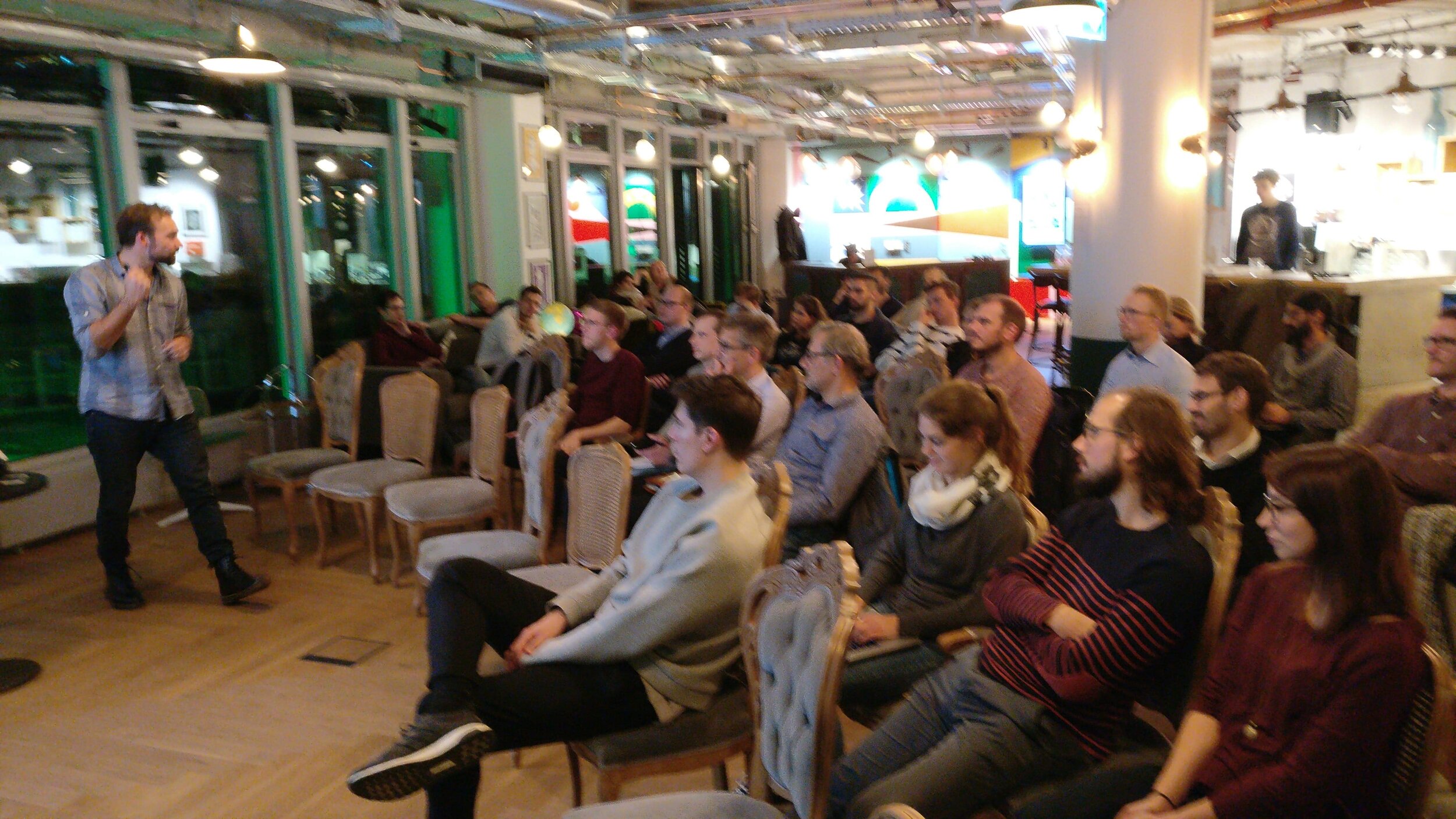 growth hacking meetup hendrik lennarz.jpg