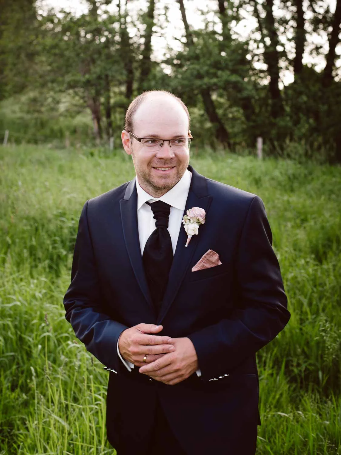 Bräutigam Landhochzeit Gutshaus Klein Nienhagen