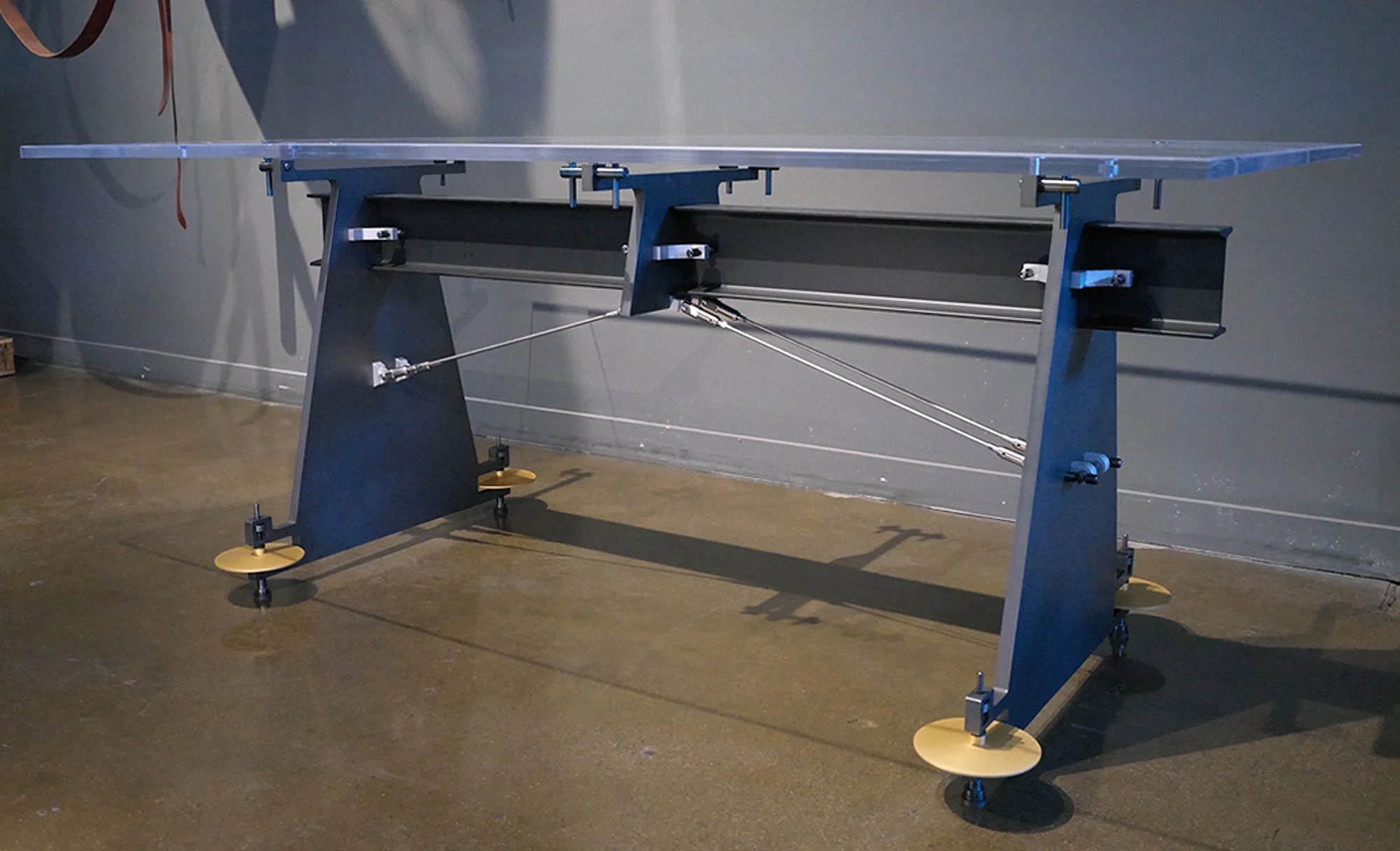 Ibeam_Desk_5ft_01.jpg