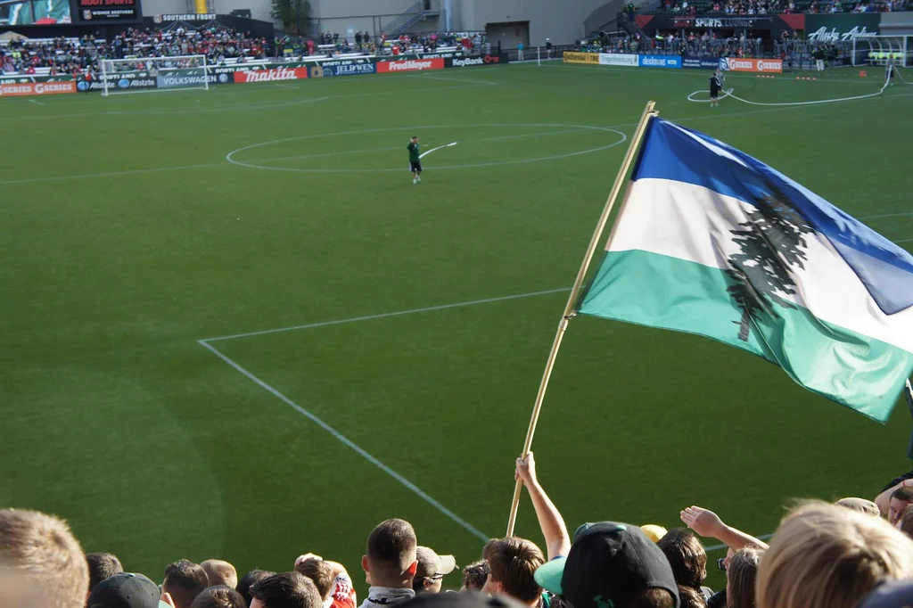 cascadiacup.jpg