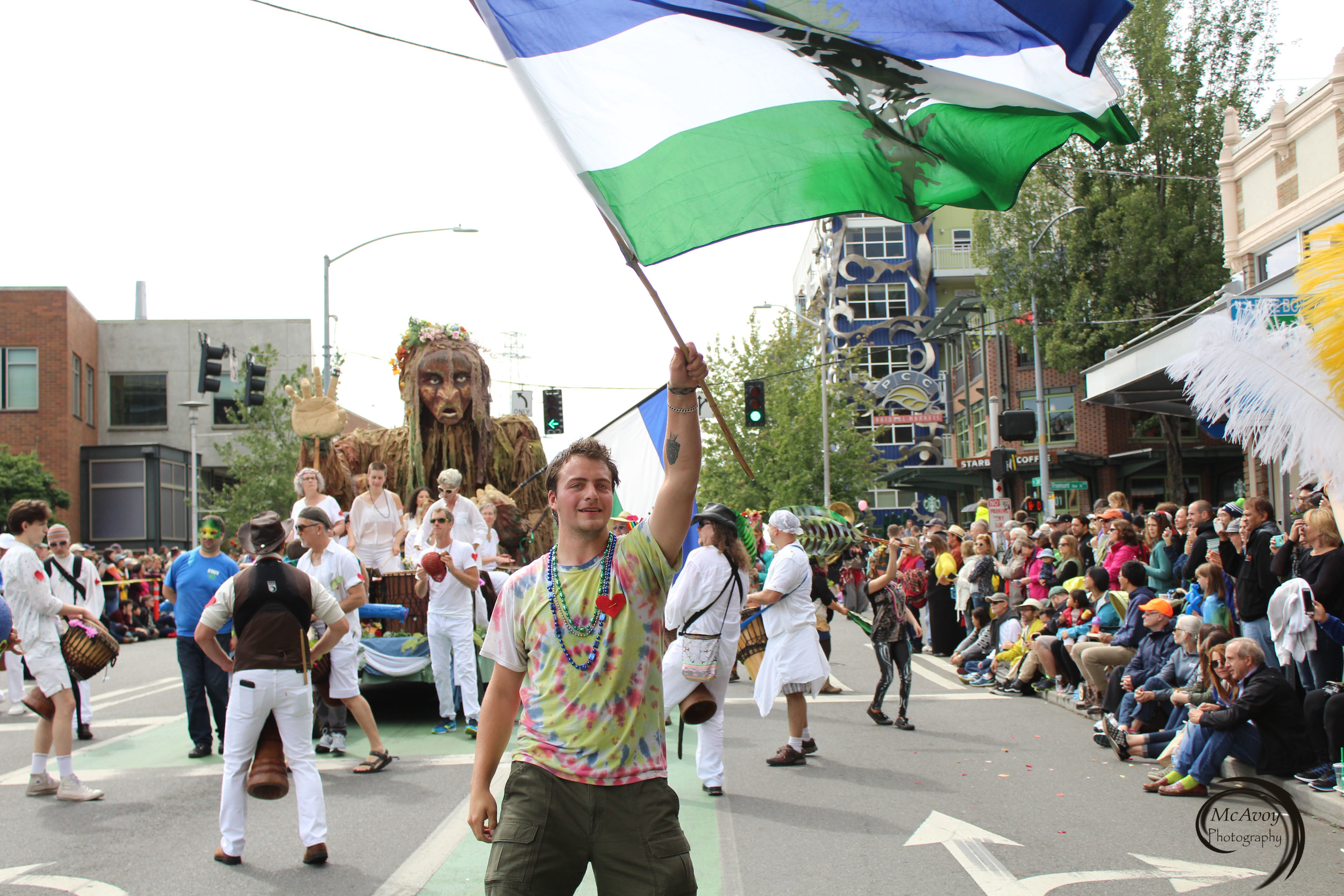  Local artist Danny Lange volunteered with us to be our proud Cascadia flag runner. 