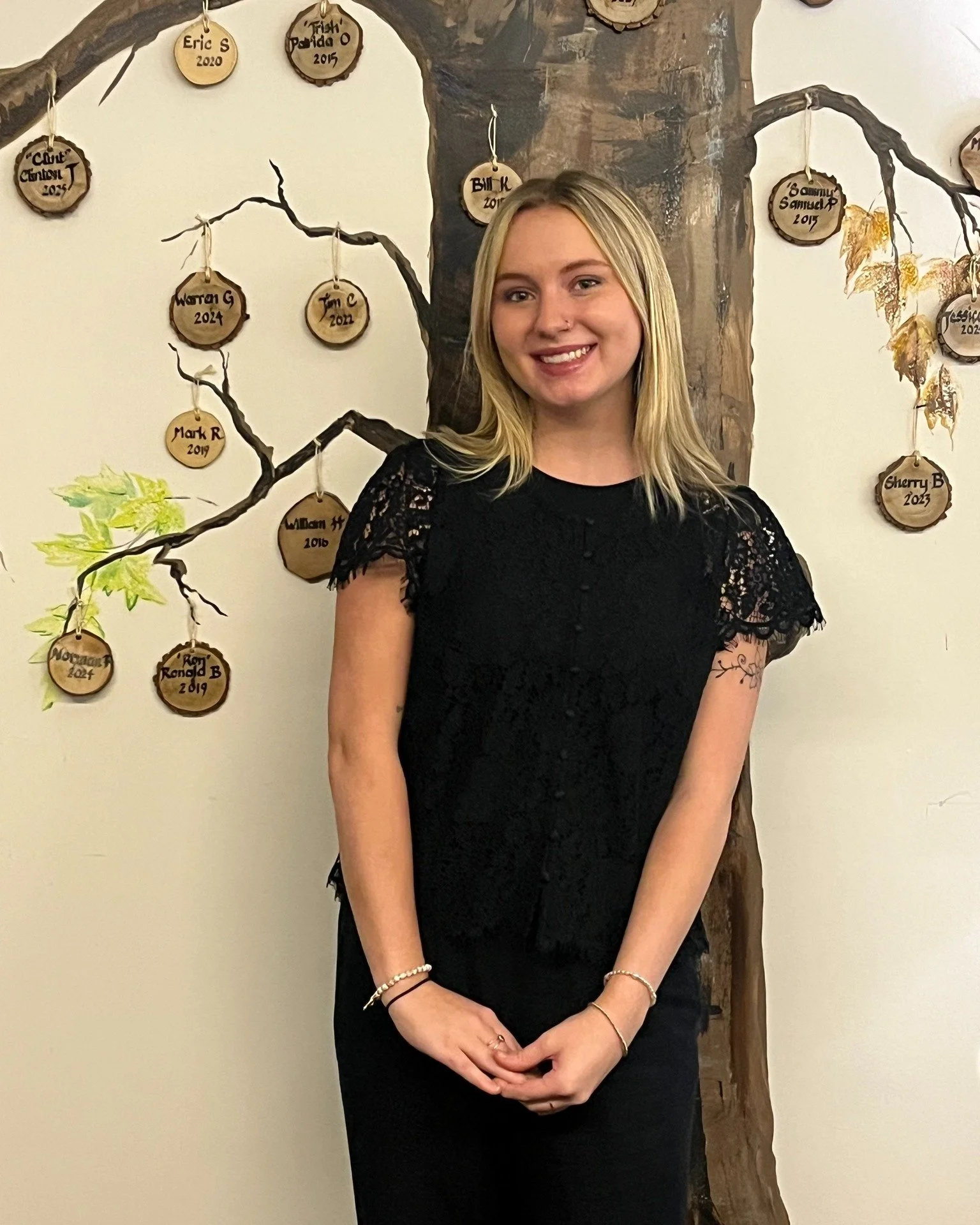 💛 Humans of Welcome Home 💛

Meet Maggie Driver! Maggie is a social work intern here at Welcome Home.

Maggie sought her internship with us because of how strongly she felt called to our mission after learning about it in her classes. 

&ldquo;The c
