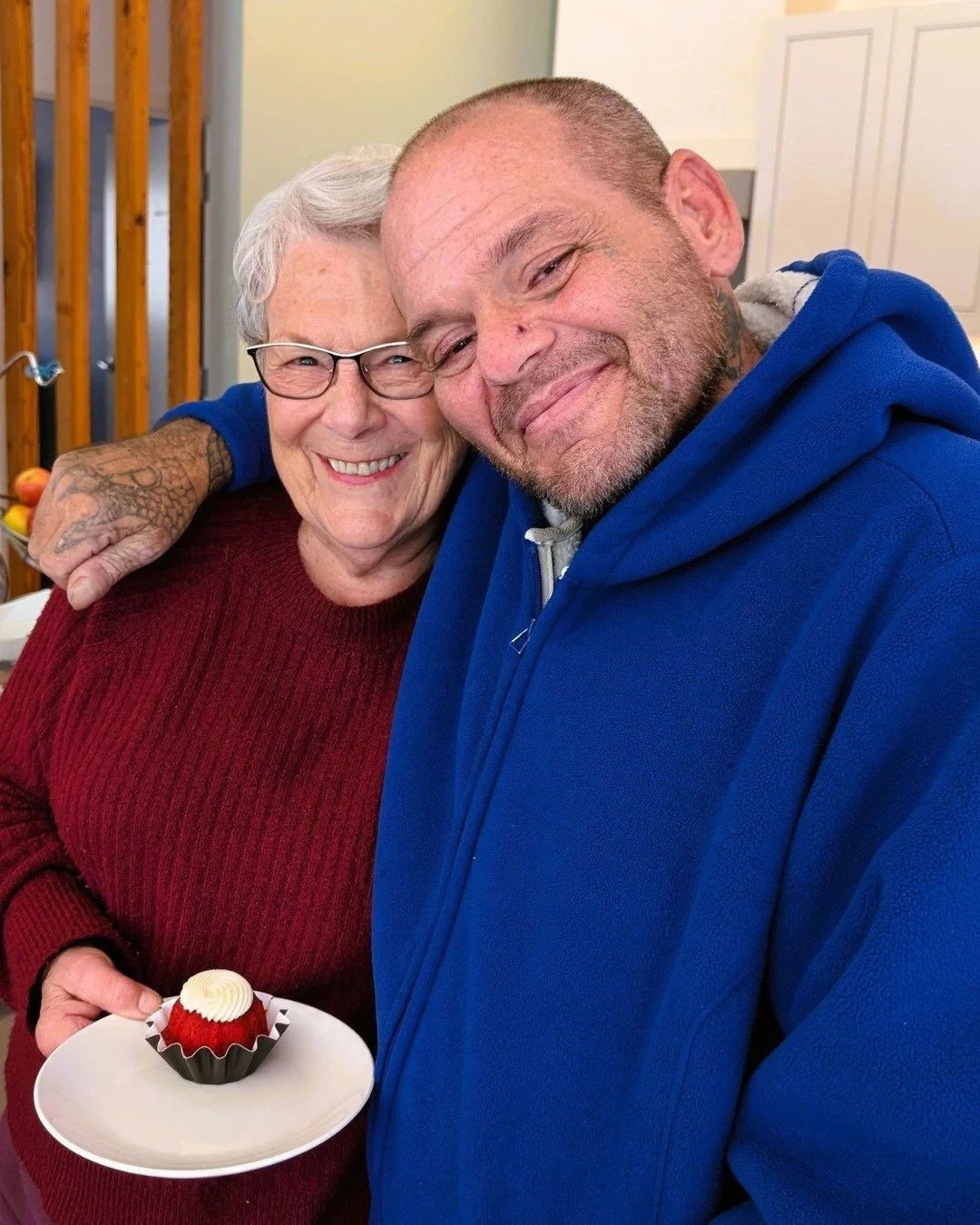 Companion volunteers at Welcome Home provide the simplest yet most profound gift: presence. 

Whether it&rsquo;s playing a board game, taking a drive, or just sitting quietly beside someone, your time matters.

You don't need medical experience to ma