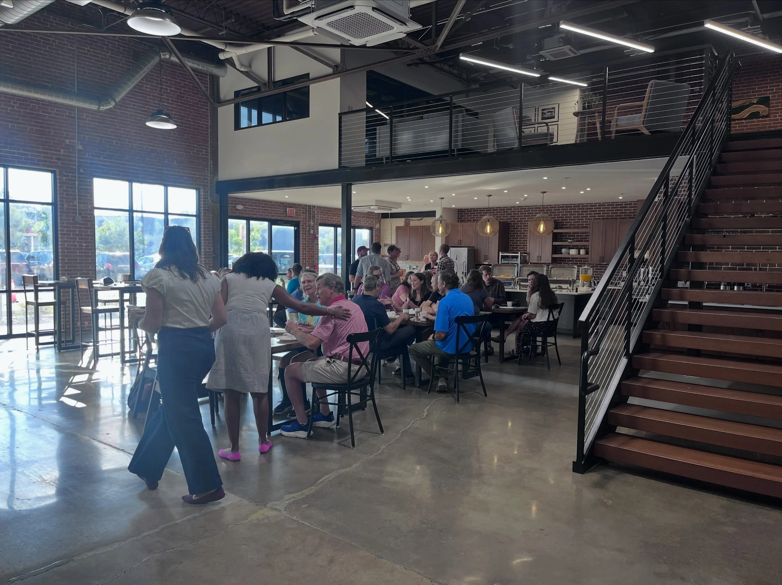 We spent the morning at the White Oak Bicycle Co-op Community Partners breakfast! It was great seeing everyone and getting the chance to connect. 💛🚲 @whiteoakbicycle