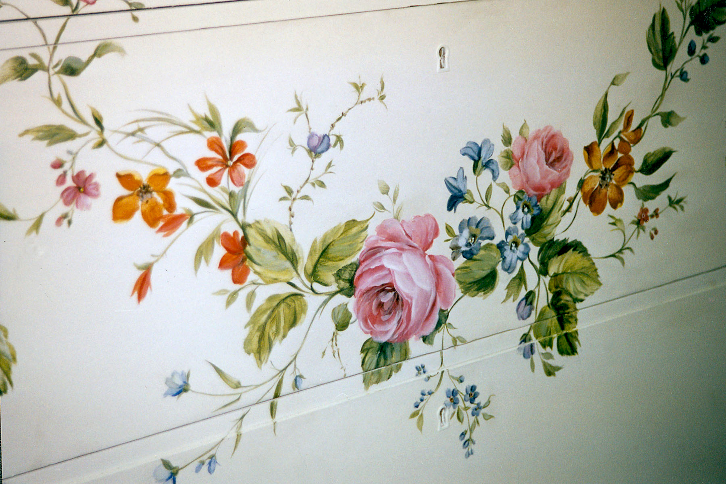 Rose rope chest.jpg