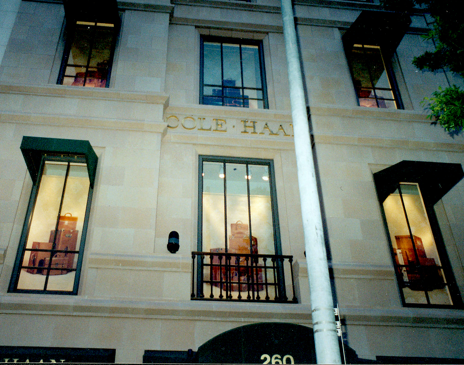 Trompe l'oeil Rodeo Dr.jpg