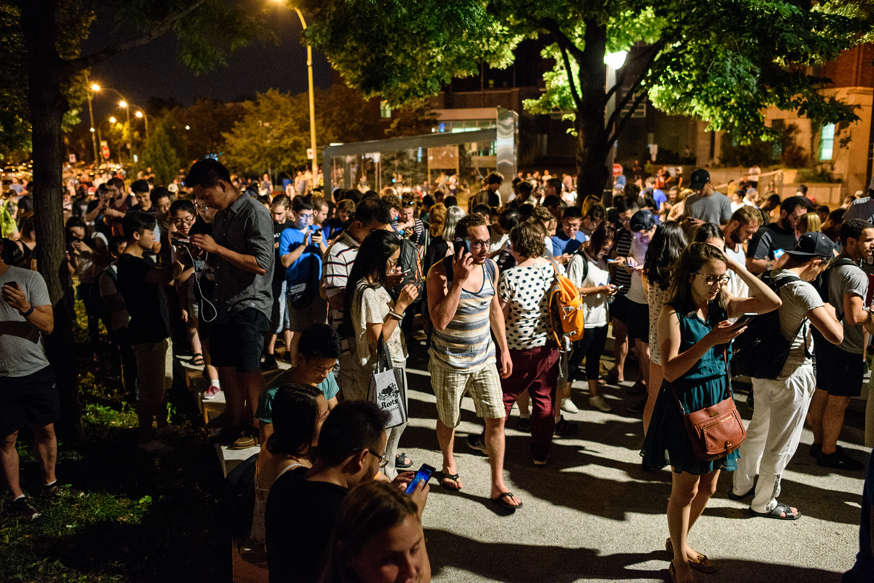 Nikkor AF-S 28mm 1.8G documenting Pokemon Go craze