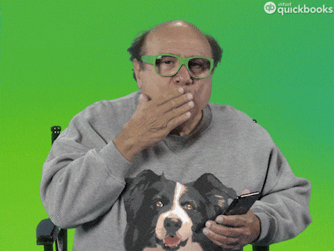 03_Blowing_A_Kiss_Type_and_Logo_v02.gif