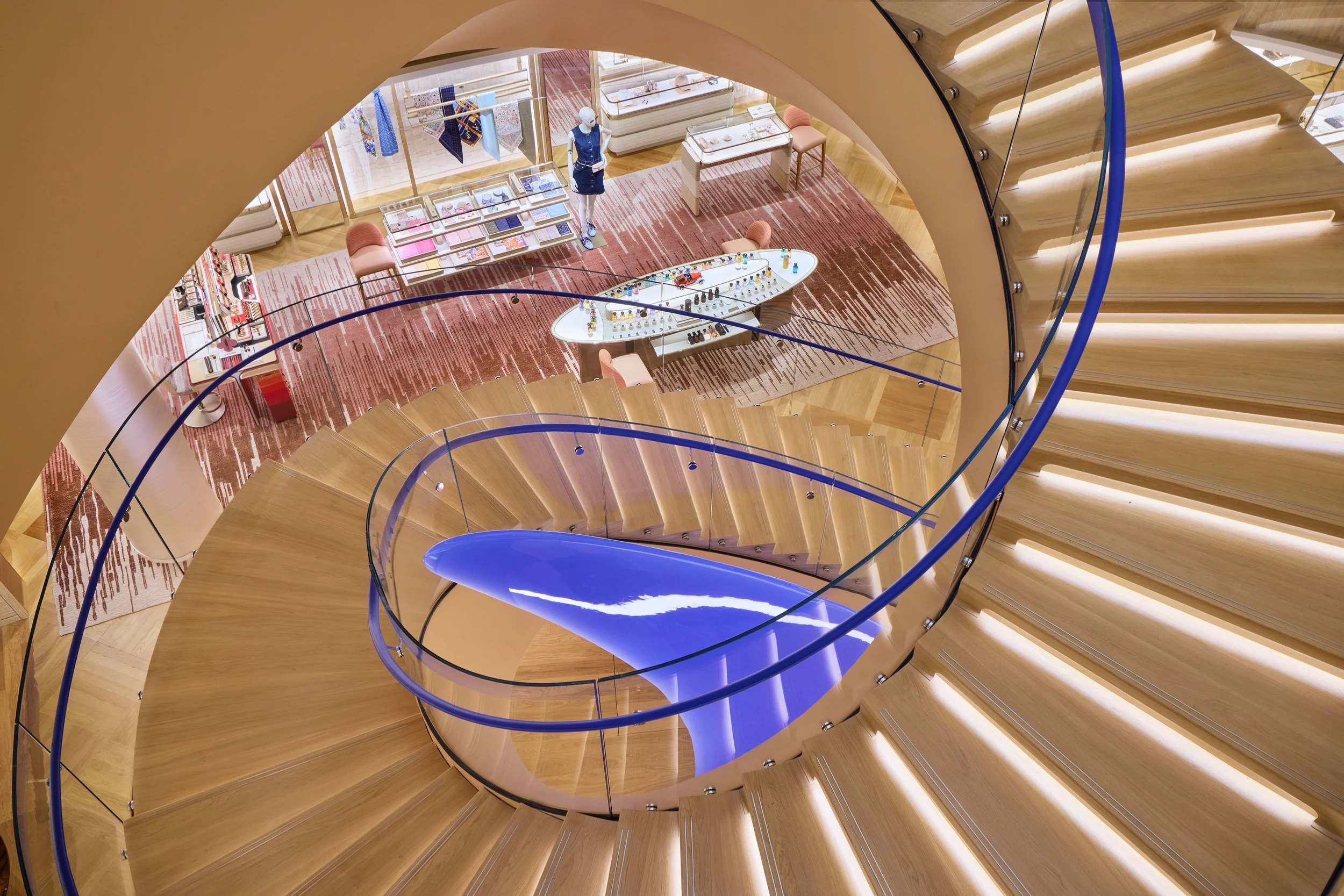 24_LV_26 07 22_Las Vegas CC_Stairs.jpg