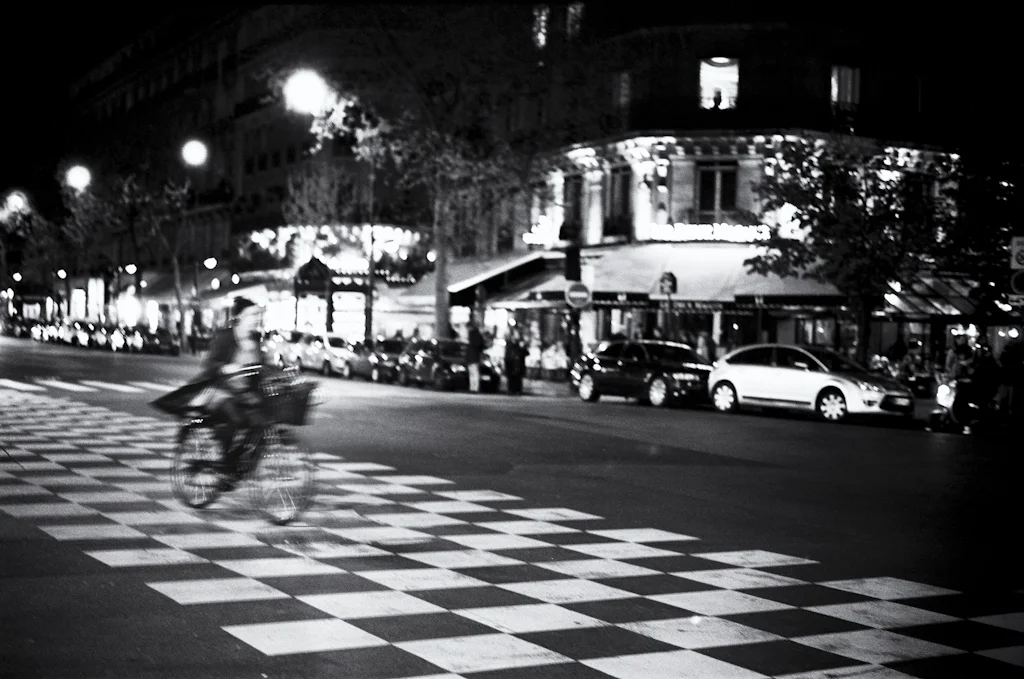 France April 2011 B&W 1024 (5 of 89).jpg
