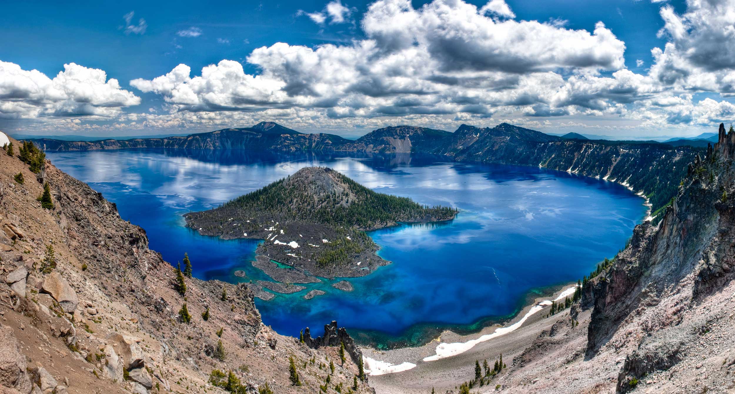 Озеро есть окончание. Озеро Крейтер Орегон. Национальный парк Крейтер Лейк. Кратер Лейк штат Орегон. Озеро Байкал вид сверху.