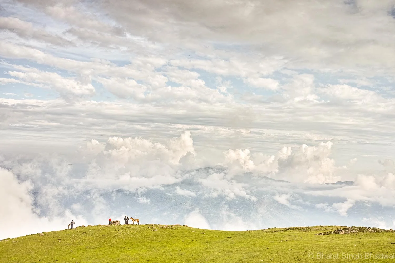 shepherds on horses at Chorgala