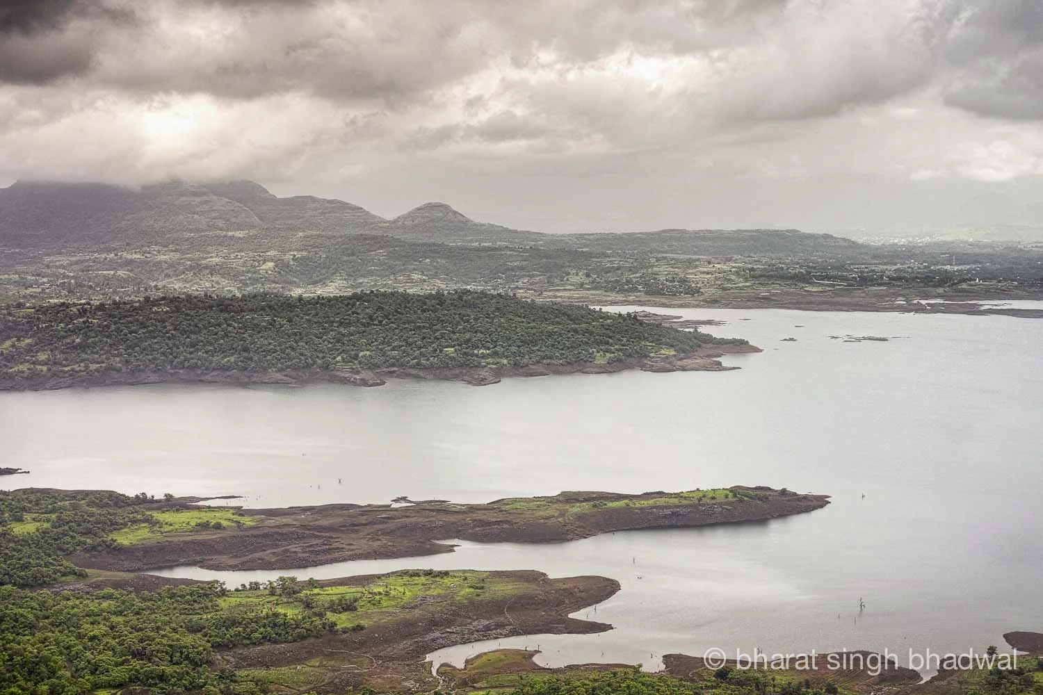 Morbe Dam reservoir