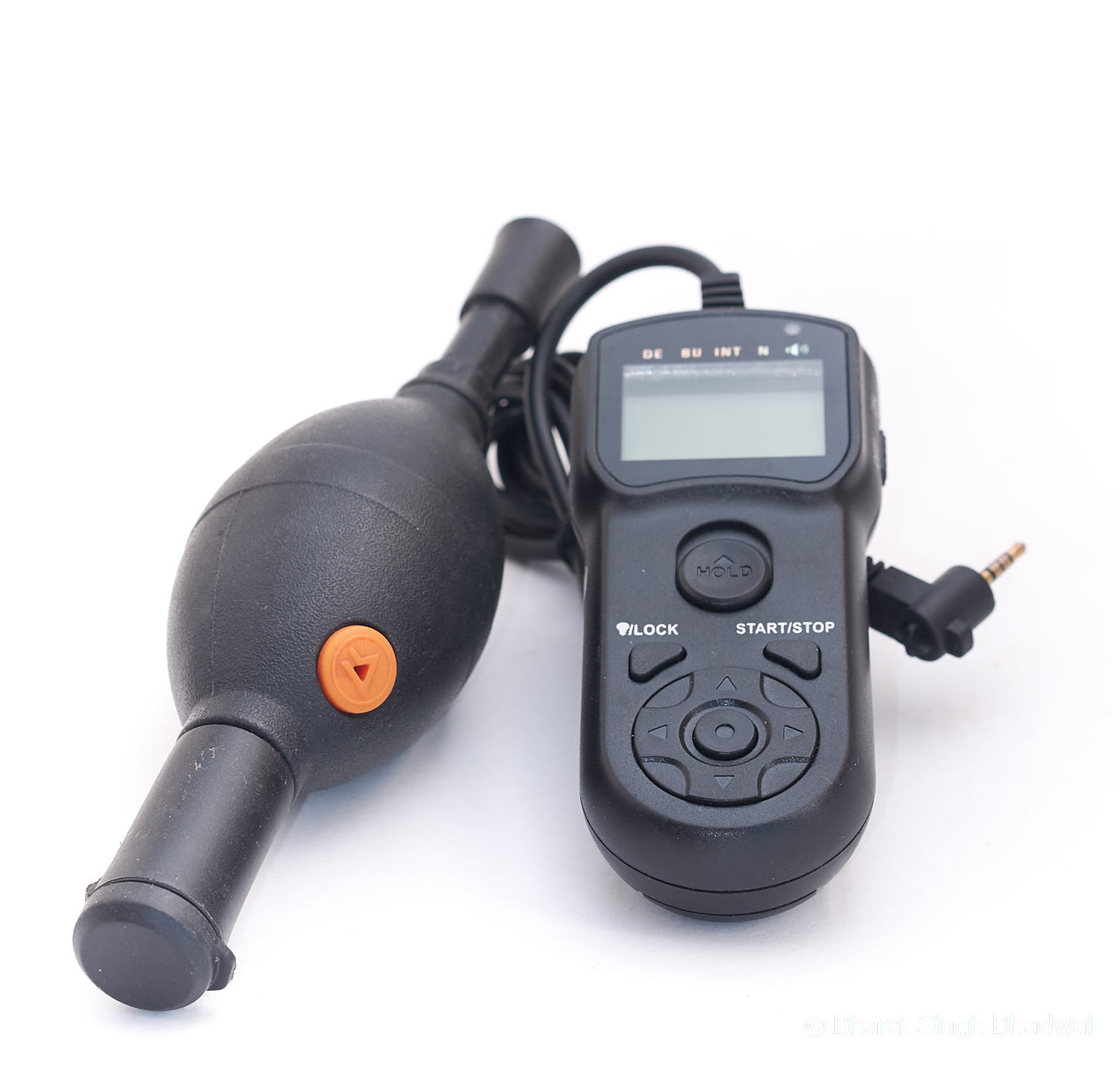 Vanguard Lens Cleaner and JJC Remote Trigger & Timer