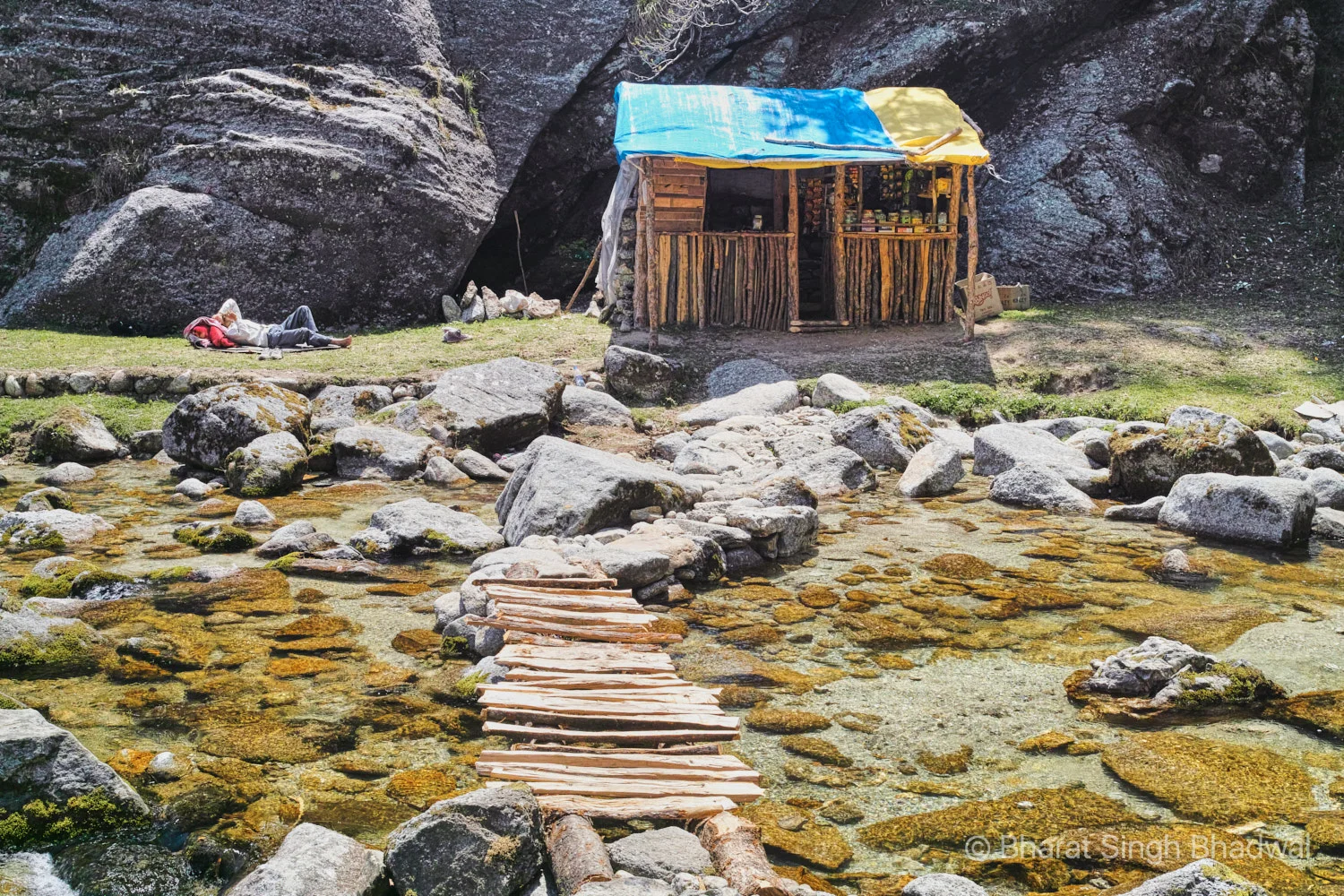 A cleverly constructed approach to a tea shop on Kareri lake trek