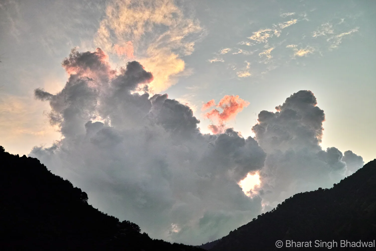 Sunset at Bakluddu, along the Jalsu Pass trail.
