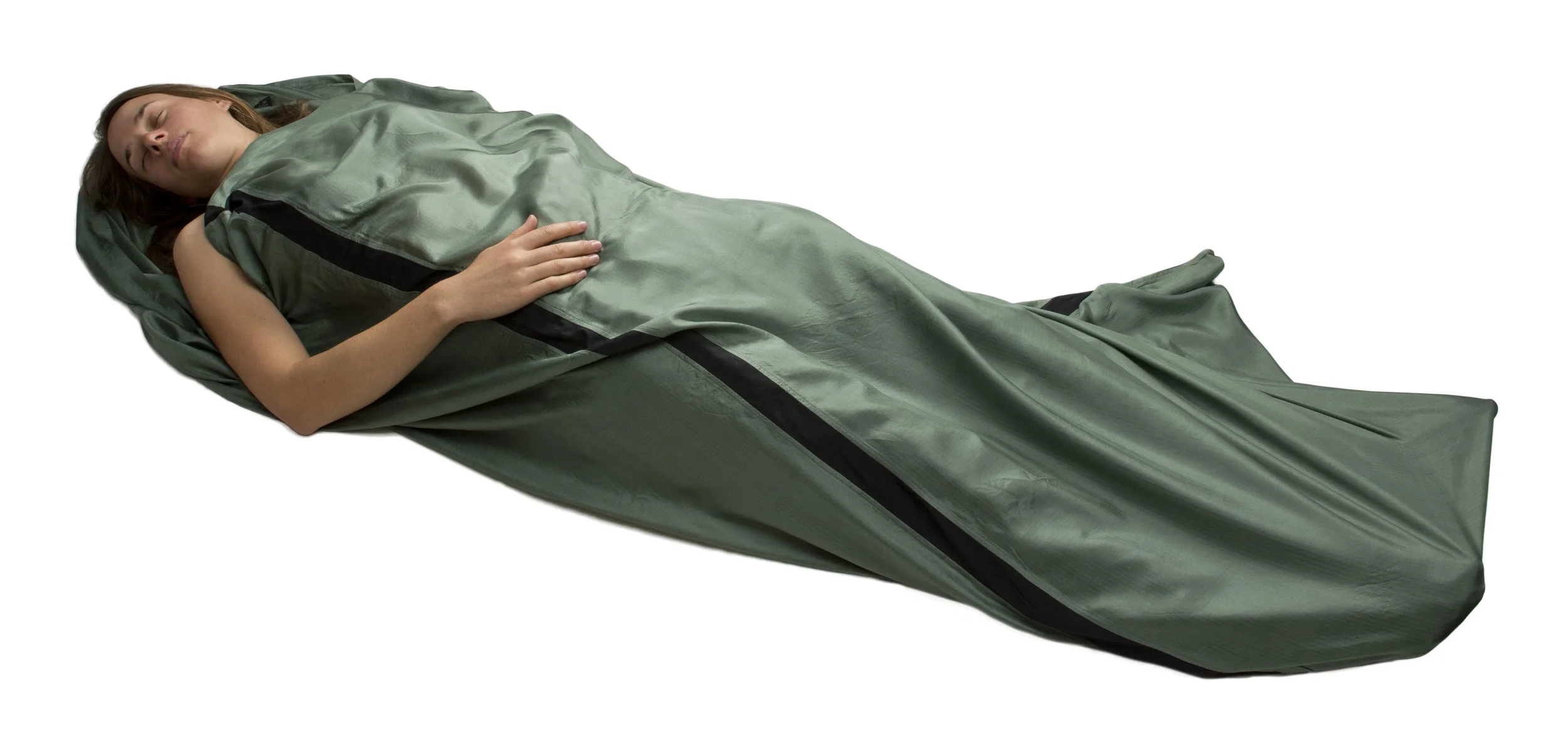 No a liner does not give you a better skin tone or make you beautiful but it does keep you warm and the sleeping bag clean.