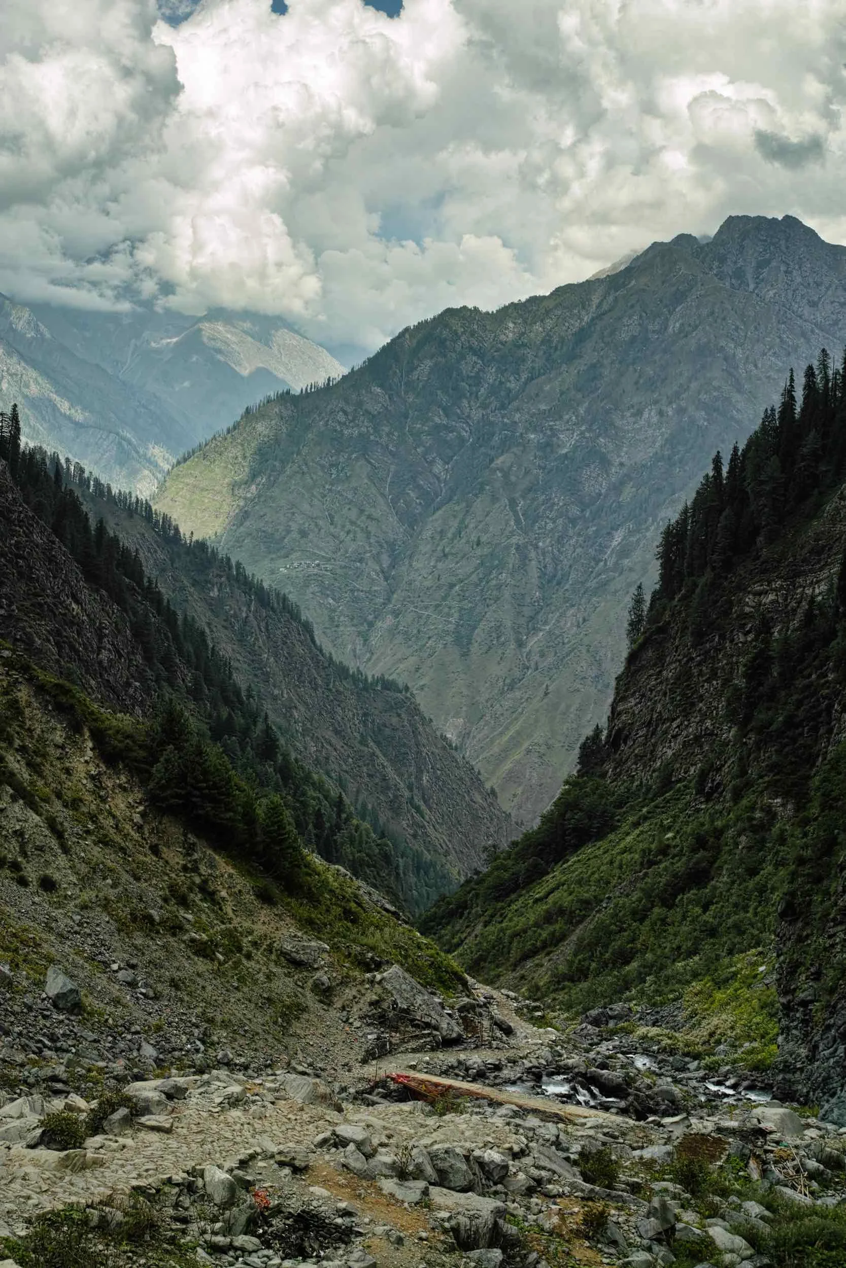 First stream crossing over a wooden bridge before Dhancho