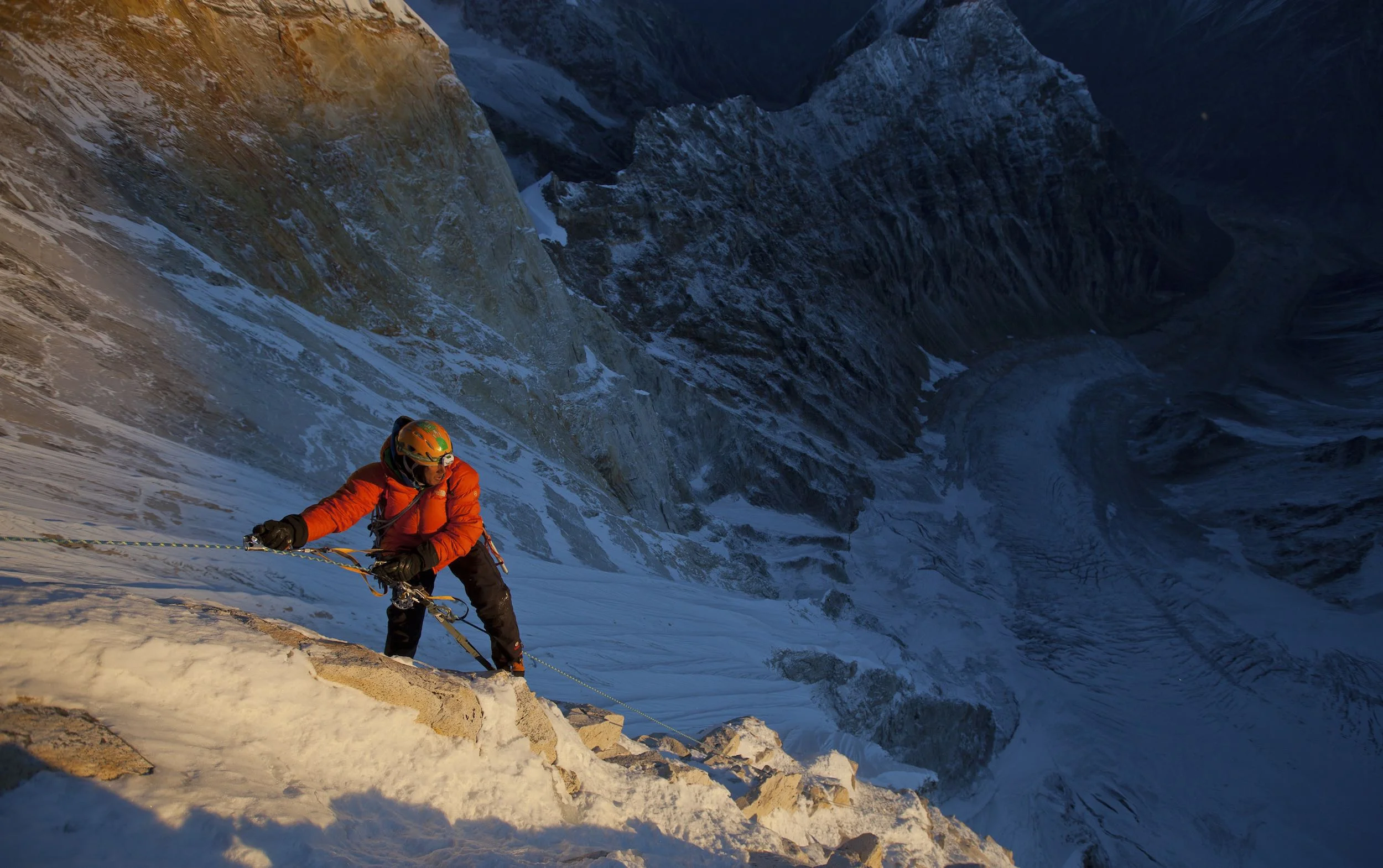 Jimmy Chin at first light on the 11th day of climbing. This was the summit day push. © Jimmy Chin from http://www.merufilm.com/