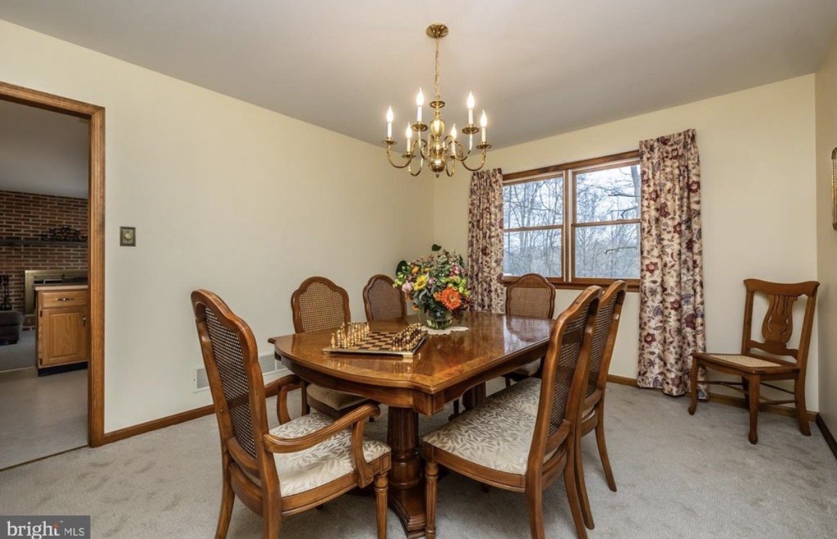 Pottstown, PA Realtor: Linda Kennedy 610-909-8732 Photographer: Shawn Sims TrueVine Photography