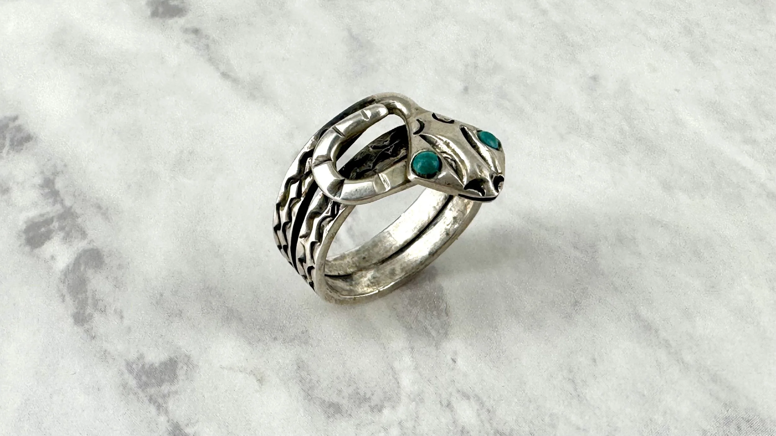 Vintage Mexican Silver Rattle Snake Ring with Turquoise Eyes
