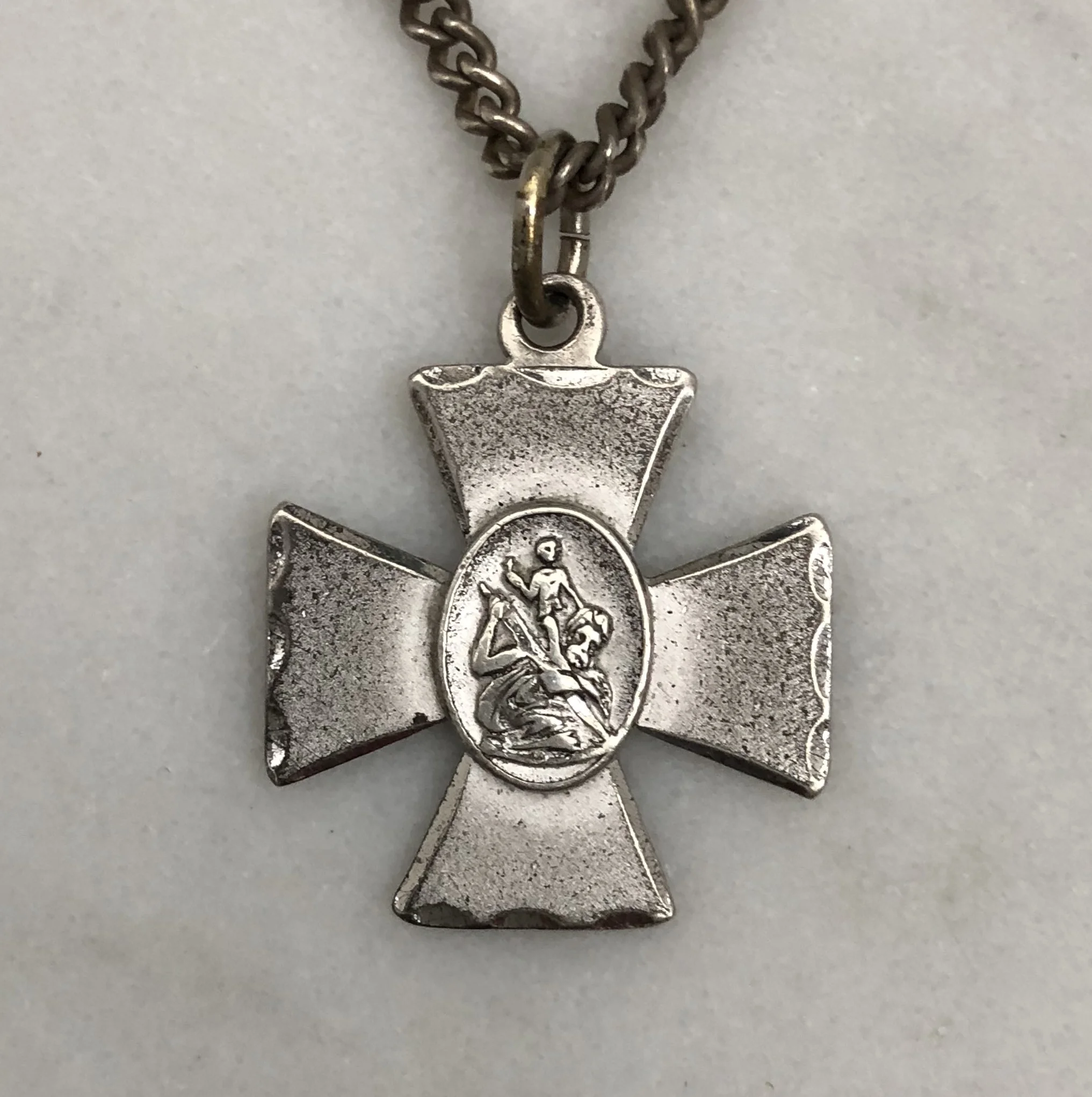 【最終】St.CHRISTOPHER 7inch ネオアコ St. Christopher Necklace - Olive/Black – Jack's Surfboards
